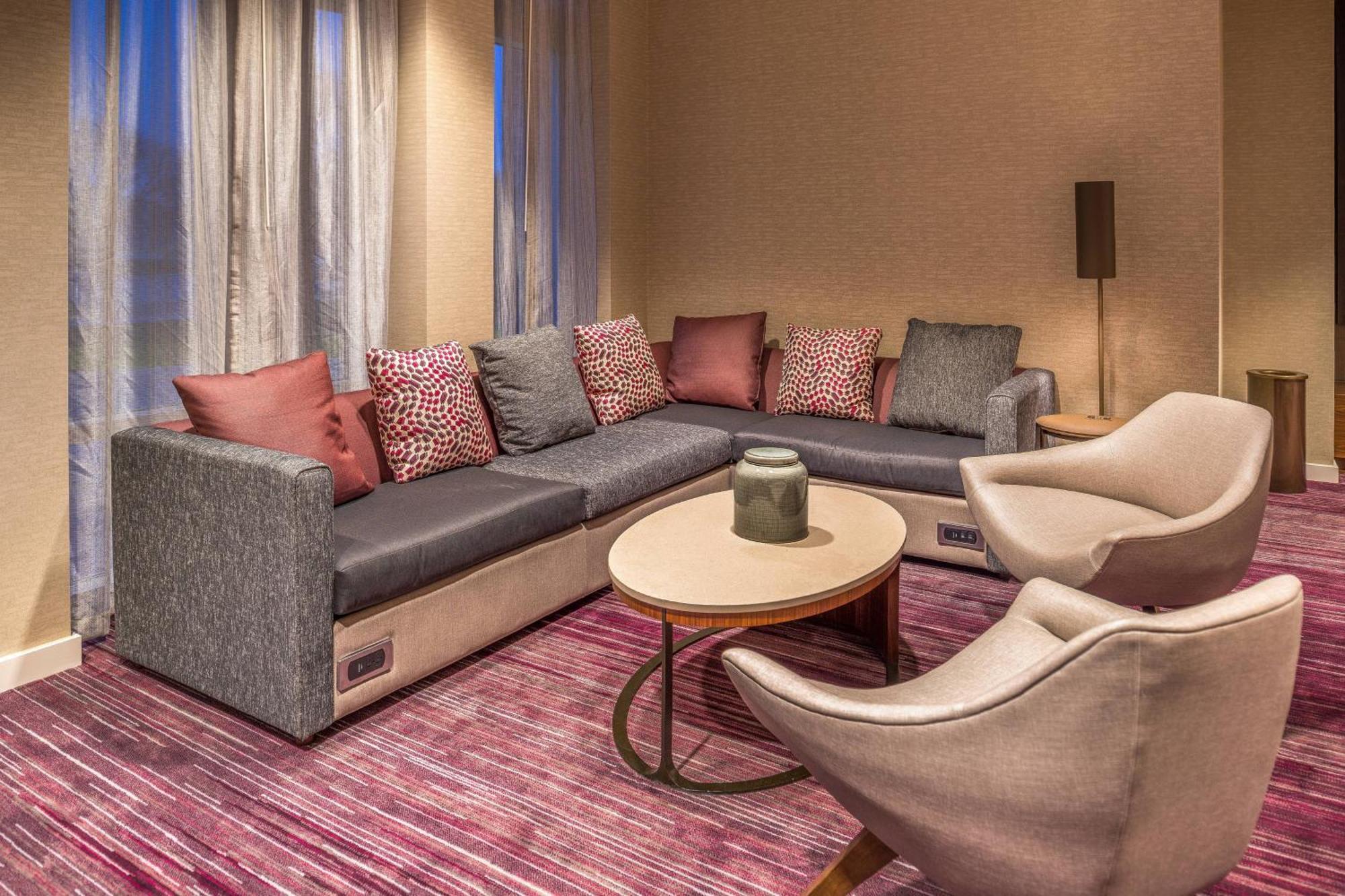 คอร์ตยาร์ด ดีทรอยต์ ฟาร์มิงตัน ฮิลส์ Hotel ฟาร์มิงตันฮิลส์ ภายนอก รูปภาพ